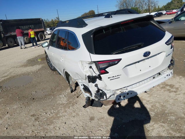 2022 SUBARU OUTBACK PREMIUM 3