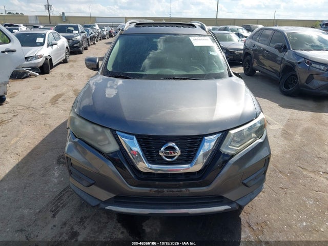 2017 NISSAN ROGUE SV 11