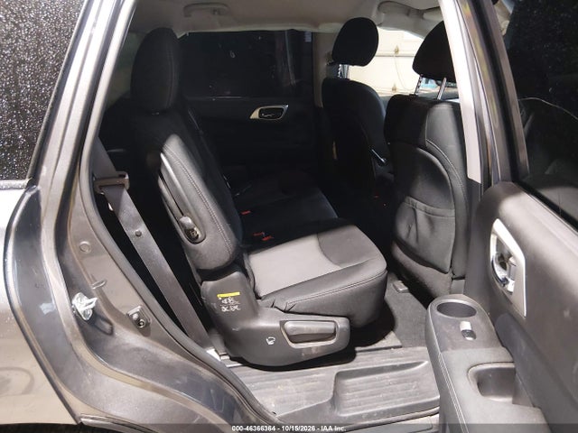 2017 NISSAN PATHFINDER SV 8