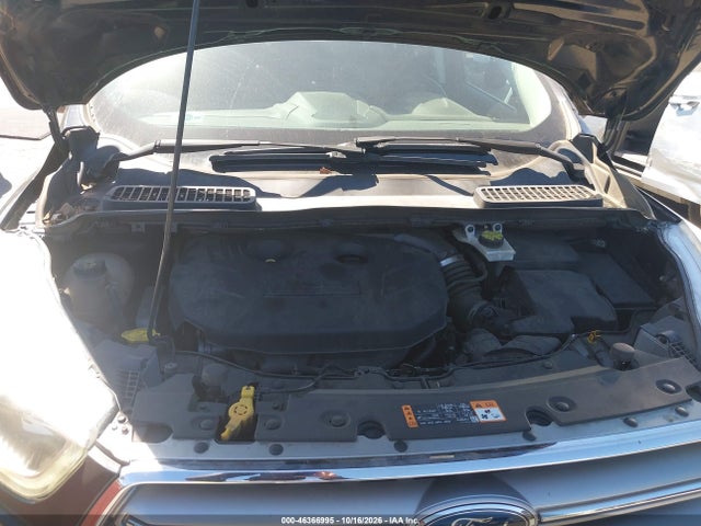 2017 FORD ESCAPE TITANIUM 10
