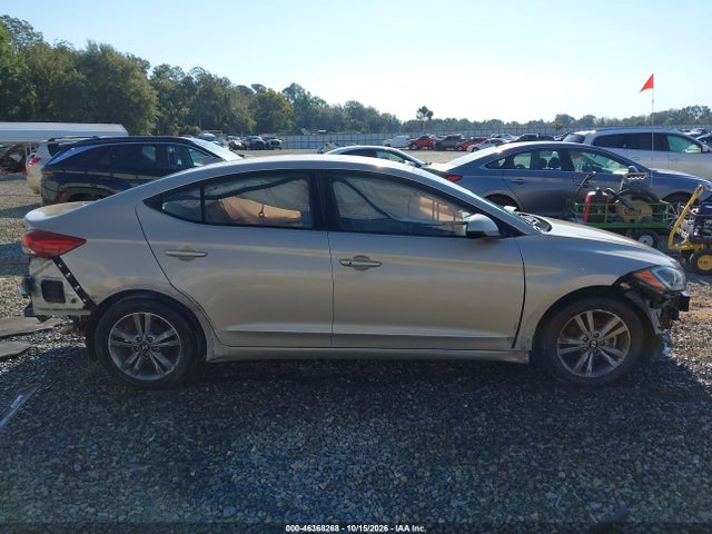 2017 HYUNDAI ELANTRA SE 14