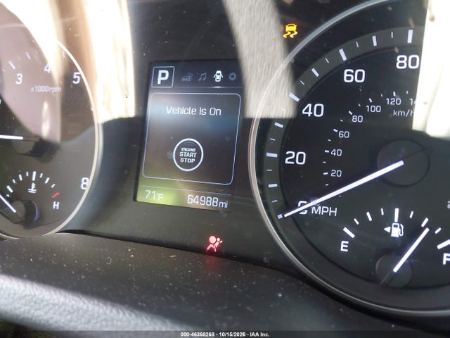 2017 HYUNDAI ELANTRA SE 16