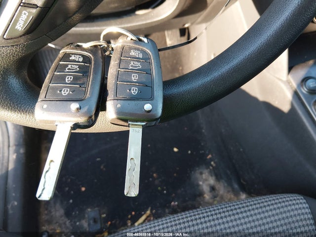 2019 HYUNDAI KONA SE 11