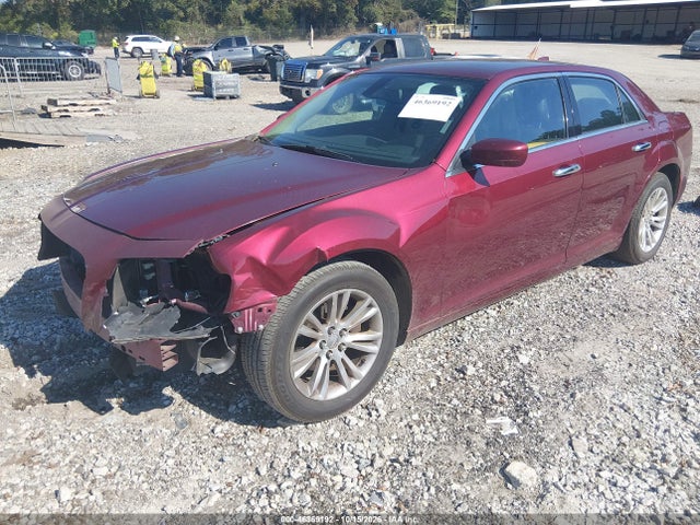 2018 CHRYSLER 300 TOURING 2
