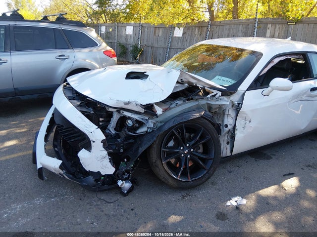 2017 DODGE CHALLENGER SXT PLUS 6