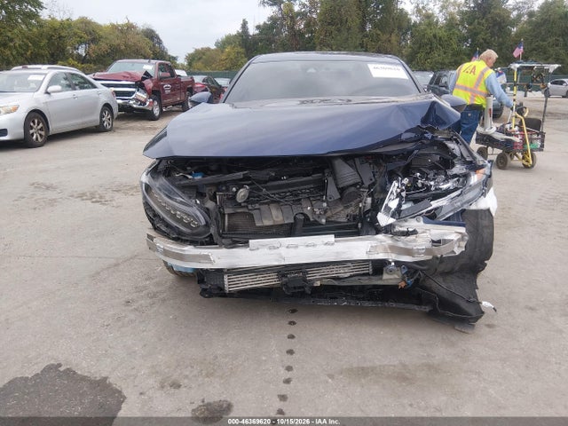 2019 HONDA ACCORD EX 12