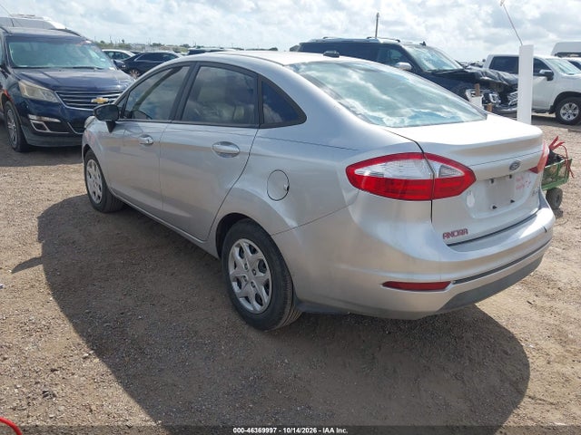2017 FORD FIESTA S 3