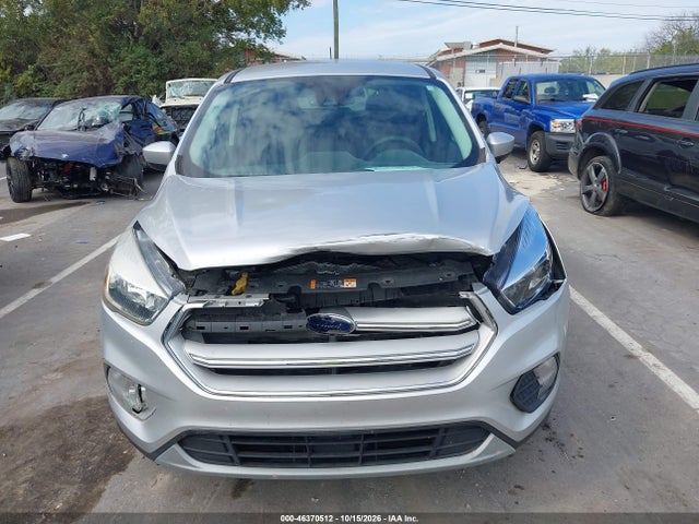 2019 FORD ESCAPE SE 12