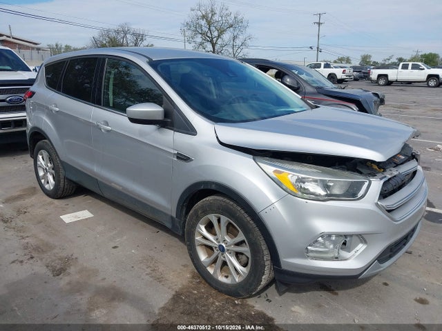 2019 FORD ESCAPE SE 13