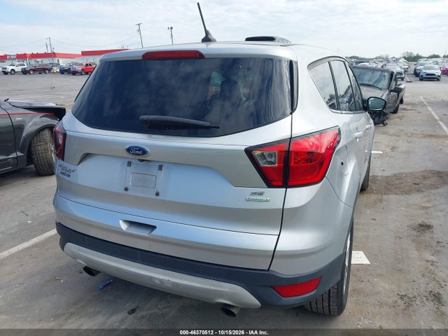 2019 FORD ESCAPE SE 16
