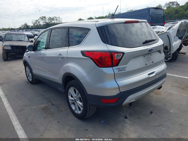 2019 FORD ESCAPE SE 3