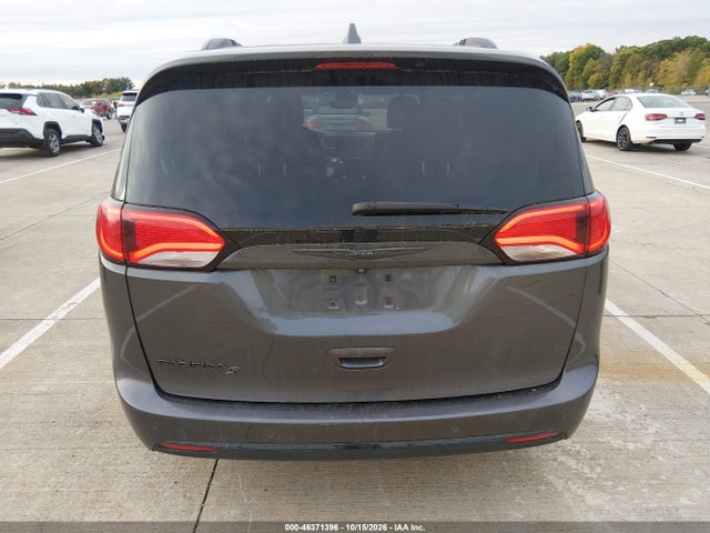 2018 CHRYSLER PACIFICA TOURING L PLUS 16