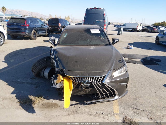 2023 LEXUS ES 300H 13
