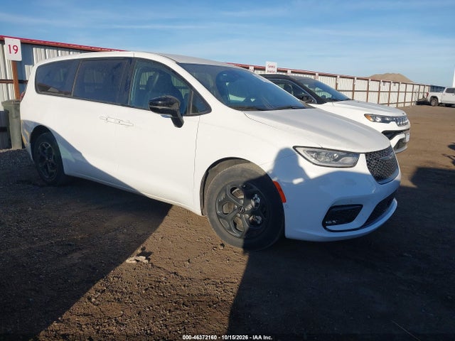2024 CHRYSLER PACIFICA HYBRID S APPEARANCE PKG