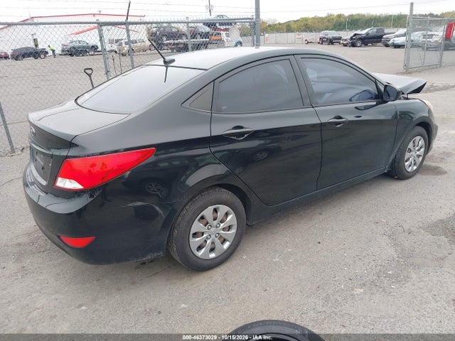 2017 HYUNDAI ACCENT SE 4