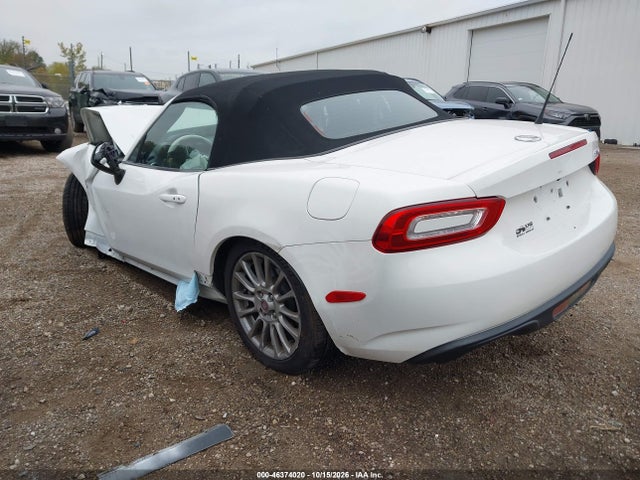 2017 FIAT 124 SPIDER CLASSICA 3