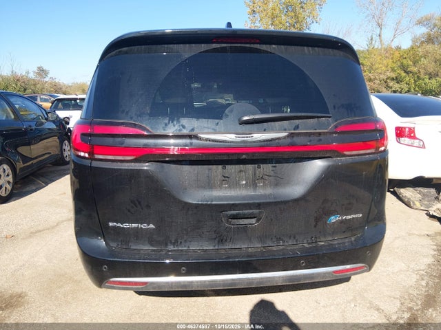 2025 CHRYSLER PACIFICA HYBRID SELECT 16
