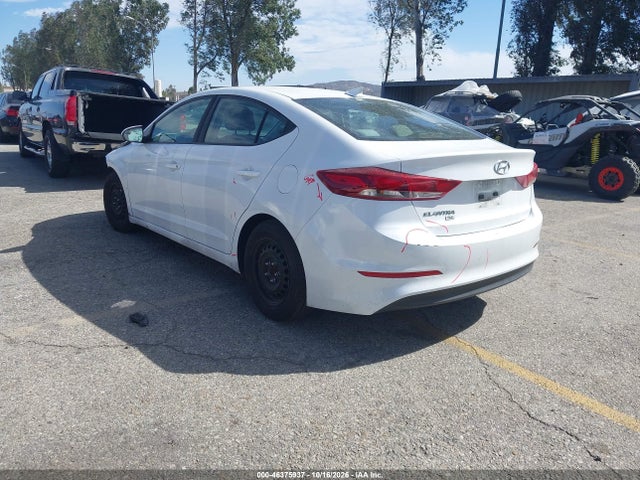 2017 HYUNDAI ELANTRA SE 3