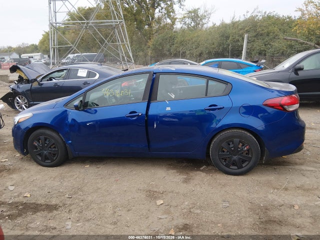 2017 KIA FORTE LX 14