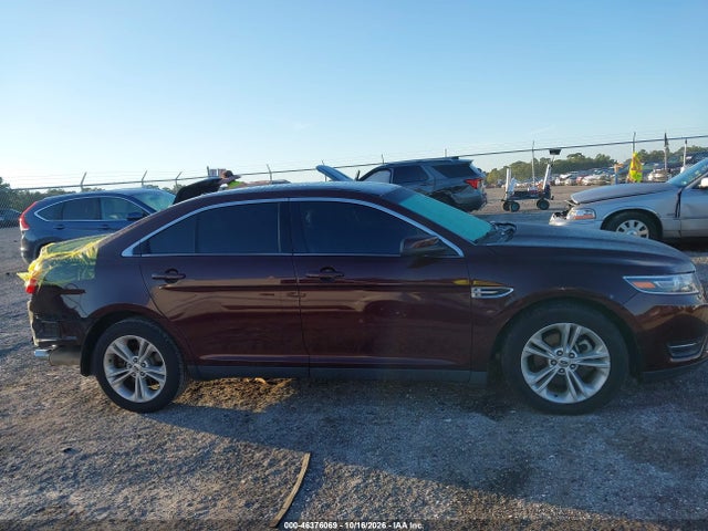 2019 FORD TAURUS SEL 13