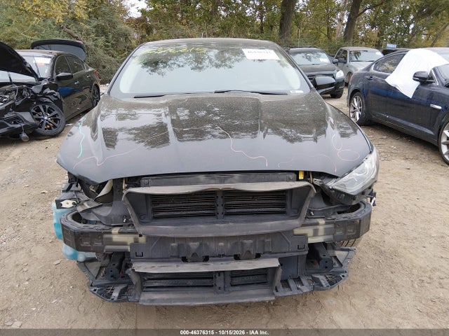 2017 FORD FUSION SE 13