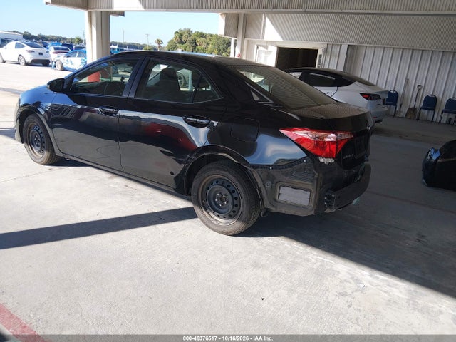 2018 TOYOTA COROLLA LE 3