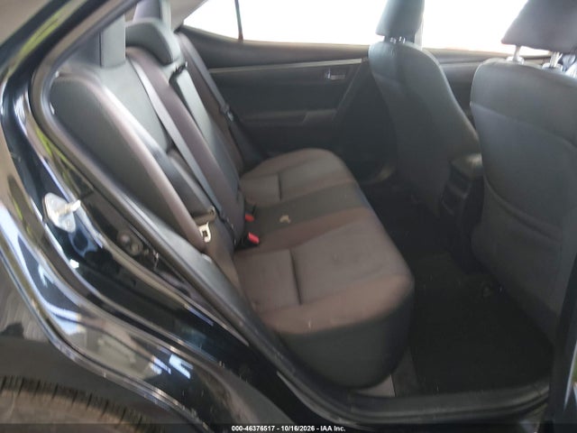 2018 TOYOTA COROLLA LE 8
