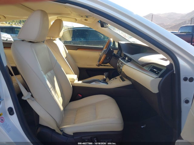 2018 LEXUS ES 300H 5