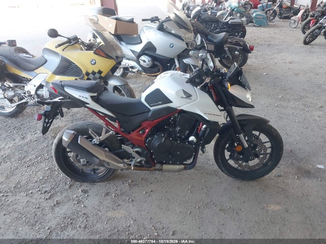 2025 HONDA CB750 A 12