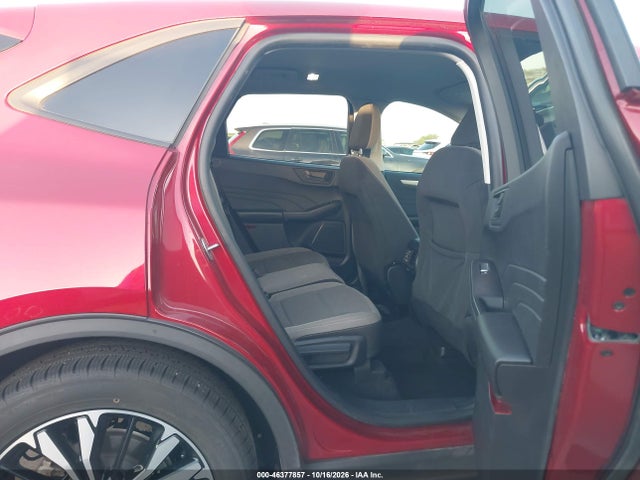 2022 FORD ESCAPE SE 8