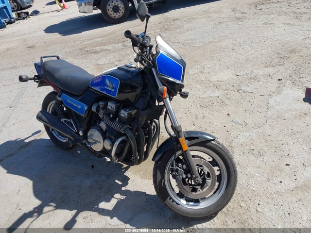 1985 HONDA CB700 SC