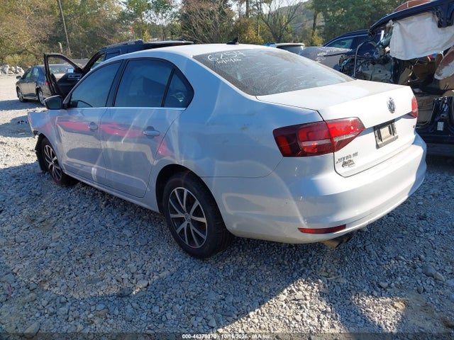 2017 VOLKSWAGEN JETTA 1.4T SE 3