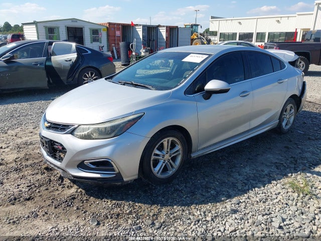 2017 CHEVROLET CRUZE LT AUTO 2