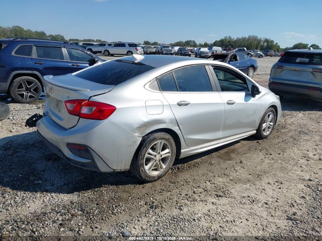 2017 CHEVROLET CRUZE LT AUTO 4
