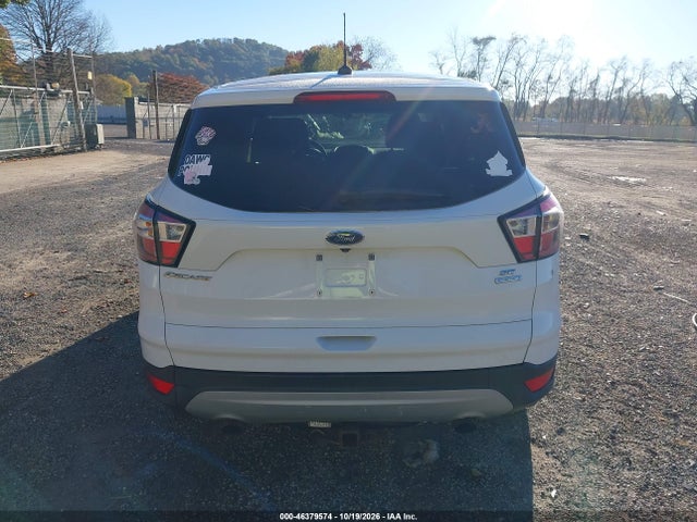 2017 FORD ESCAPE SE 16