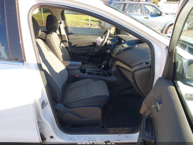 2017 FORD ESCAPE SE 5