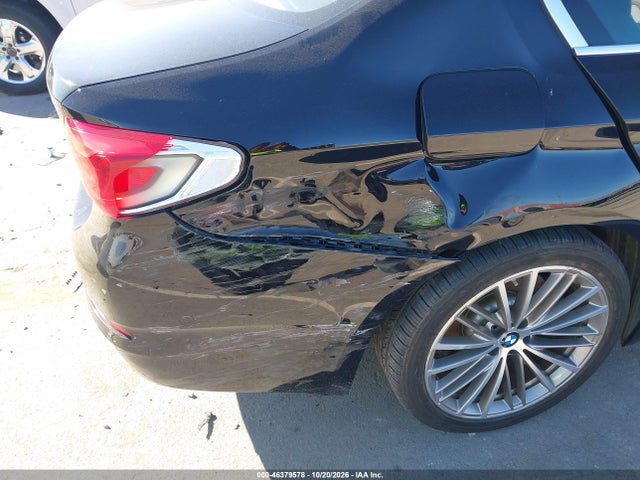 2017 BMW 540I 6