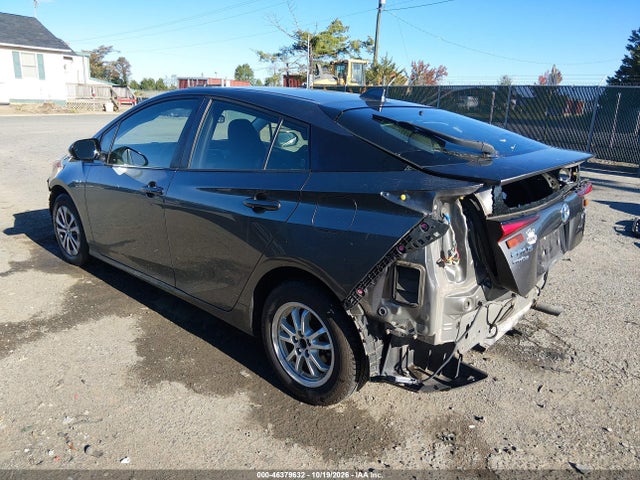 2020 TOYOTA PRIUS LE AWD-E 3
