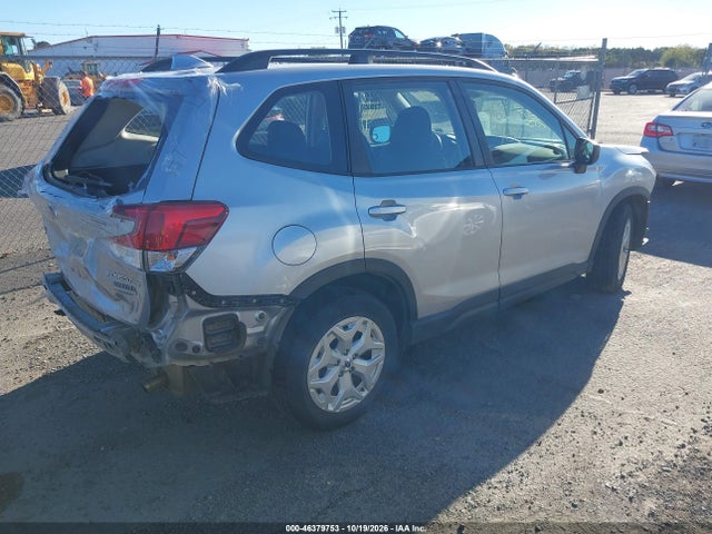 2021 SUBARU FORESTER 4