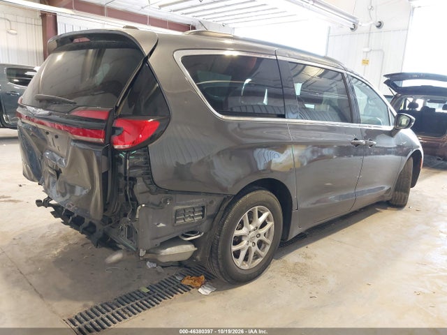 2022 CHRYSLER PACIFICA TOURING L 4