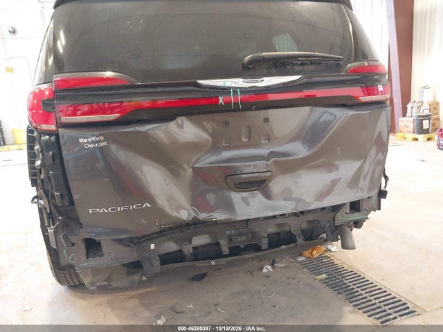 2022 CHRYSLER PACIFICA TOURING L 6