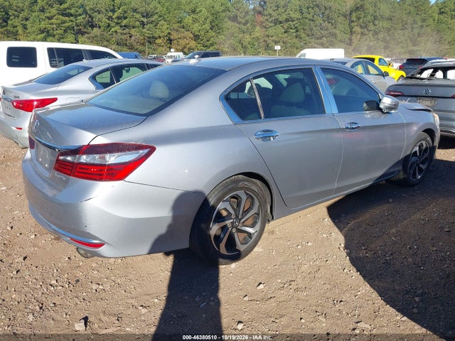 2017 HONDA ACCORD EX 4