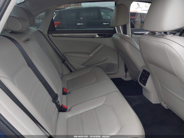 2017 VOLKSWAGEN PASSAT 1.8T SE 8