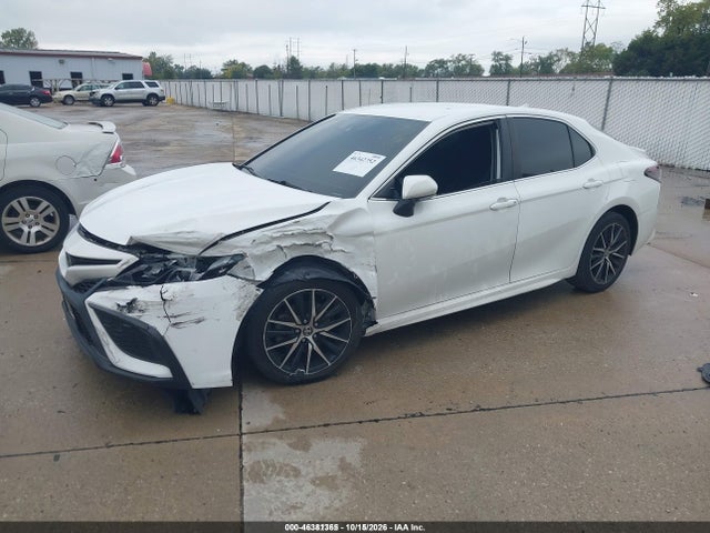 2022 TOYOTA CAMRY SE 2