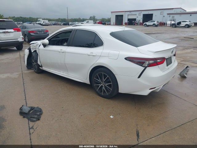 2022 TOYOTA CAMRY SE 3