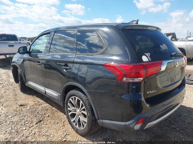2017 MITSUBISHI OUTLANDER SE 3