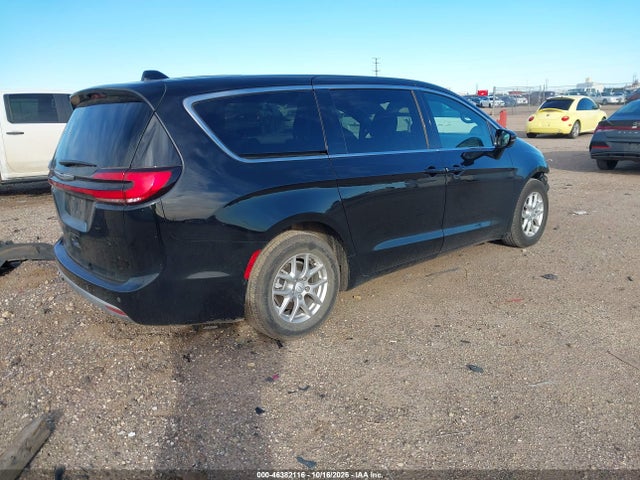 2025 CHRYSLER PACIFICA SELECT 3