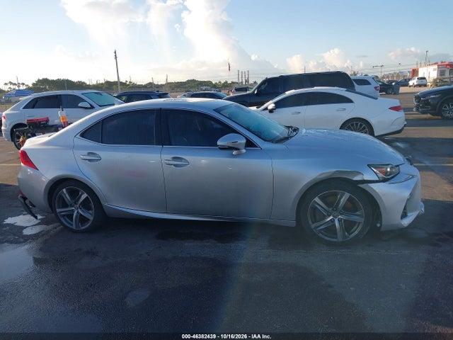 2017 LEXUS IS 200T 13
