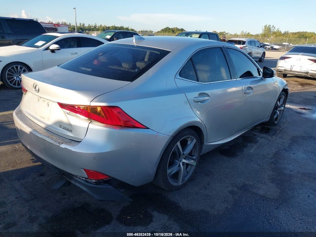 2017 LEXUS IS 200T 4