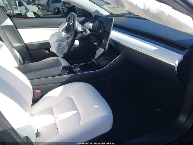 2018 TESLA MODEL 3 LONG RANGE/PERFORMANCE 5